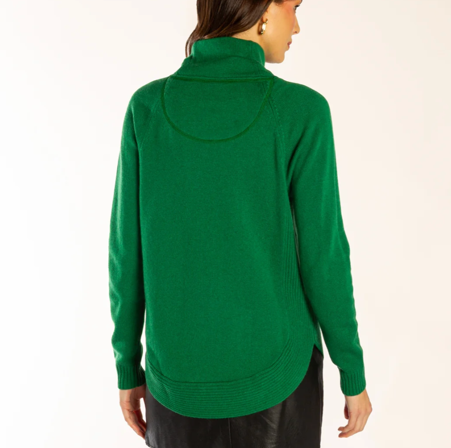 Bow & Arrow Green Funnel Neck2.png